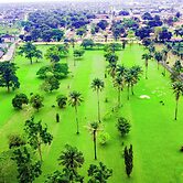 Heliconia Park Hotel & Golf Resort