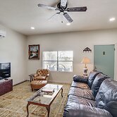 Walk to Historic Square: Jacksboro Home w/ Yard
