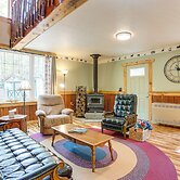 8 Private Acres: Little Mahoning Creek Cabin!