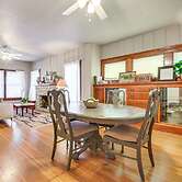 Stroll to Bradenton Riverwalk! Stylish Apartment