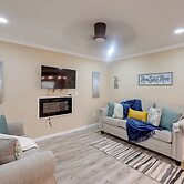 5 Mi to Uab: Group-friendly Birmingham Retreat
