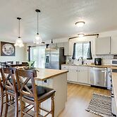 1 Mi to Shops & Cafes: Updated Cassville Home!