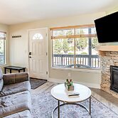 1 Mi to Stagecoach Chairlift: Stateline Condo