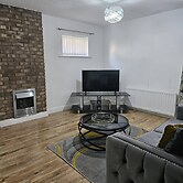 Egremont 2-br Flat With Free Parking & Wi-fi