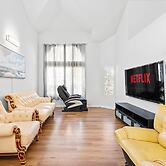 Bright Family Getaway w Garage Prime Socal Location