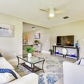 3 Mi to Downtown Bradenton: Family Home w/ Yard!