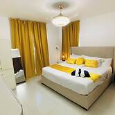 Modern Rooftop Penthouse Private Jacuzzi for 12