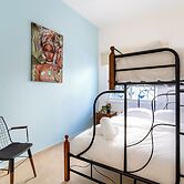 Nala - 2 Bedroom Apt & Patio in Larnaca