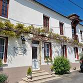 Les Glycines de Monchy