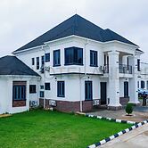 Hillview Hotel and Resort