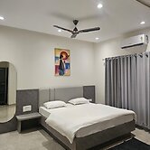 Hotel Abhishek Pride