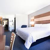 Northwoods Inn & Suites