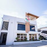 The Garden Galleries Boutique Hotel