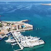 Club Hotel Cantamar Beach & Marina