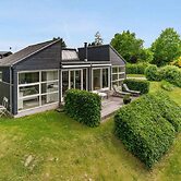 5 Star Holiday Home in Allingabro