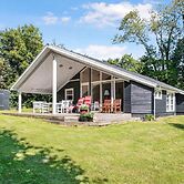 5 Star Holiday Home in Haarby