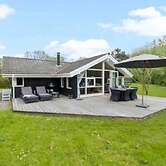 5 Star Holiday Home in Dronningmolle