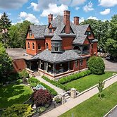 New Victorian Mansion Bed & Breakfast