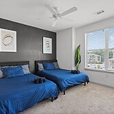 Upscale King 2BR Suite Mins to Charlotte