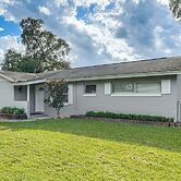 Gateway to Orlando Theme Parks! Home w/ Large Yard