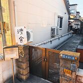 Seisha for guests aged 18-55 only