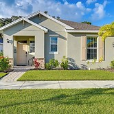 Near River & Parks: Labelle Family Home w/ Patio