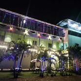 Hotel Golden Galaxy