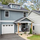 10 Townhomes, Sleeps 89 6 Mins to DT Asheville Sycamore Cove by Avants