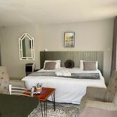 Spacious Ground-floor Studio in Central New Chadcombe - 2316