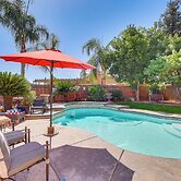 Outdoor Oasis w/ Fire Pit: Pet-friendly Fresno Gem