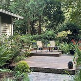 Walk to Beach + Village: Bainbridge Island Gem!