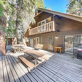 1 Mi to Dtwn Libby: Peaceful Home w/ Creek Access!