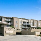 Sleek Apartment With Pool and Rooftop Terrace