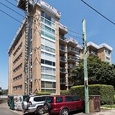 Wake up to Sydney Harbour