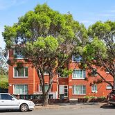 Cosy Sydenham 1-bed by Inner-west's Attractions