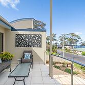 3-bed With Beach Views and Entertainment Area