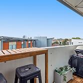 Sleek Kensington 2-bed With BBQ Area & Gym