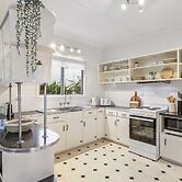 Beachside 3-bed Family Home With Parking & Veranda