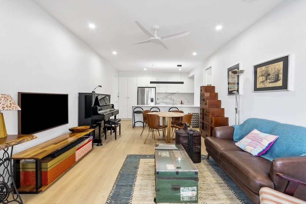 Spacious 3-bed Clayfield House With Patio and BBQ