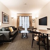 Chic 1-bed in East Melbourne With Gym & Pool