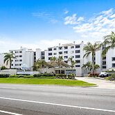 Beachside 3-bed With Bbq, Pool, Gym