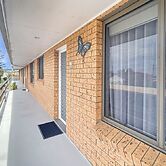 Serene Coastal Retreat With Carport