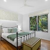 Quiet Ninderry Cottage With Peaceful Rural Outlook