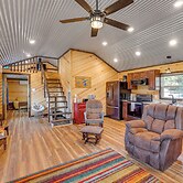 ~ 1 Mi to Lake Greeson & Ramp: 'lazy Bear Cabin'