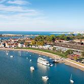 Upon Harbor - Seixal Bay Hotel