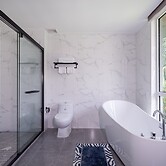 Sanya Anyun  Coastal Lodge