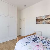 JOIVY Charming 1-Bedroom Flat with Patio