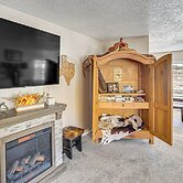 On 17-acre Lot w/ Barn & Patio: Rural Aztec Home