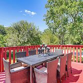 Global Staycation! Scenic Pikesville Family Home