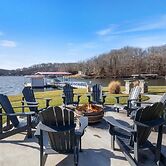 Loto Pointe, Updated Luxury Home w/ Boat & PWC Slip, Boat Ramp, Firepi